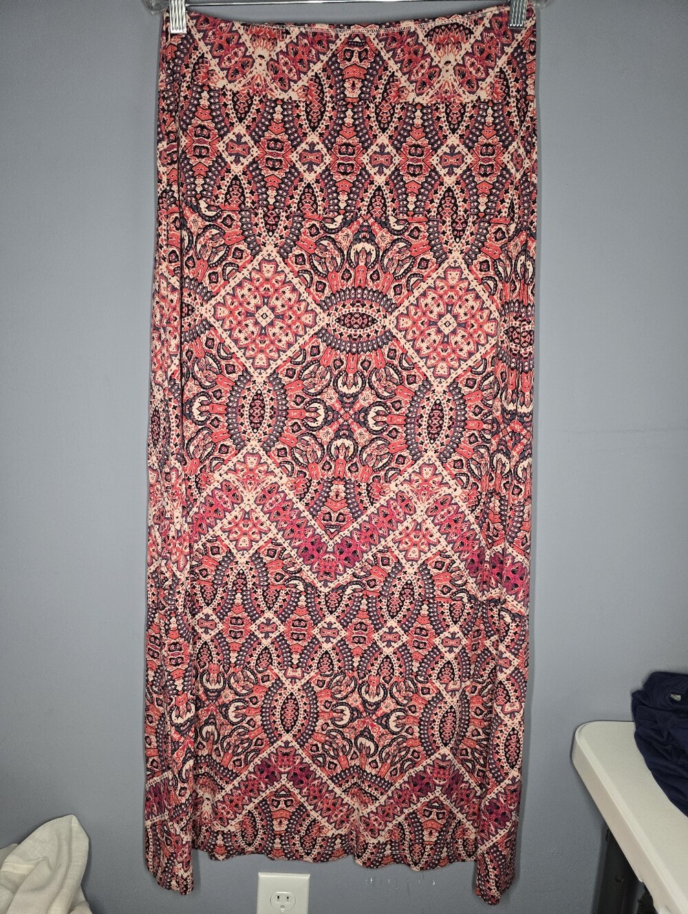 Cynthia Rowley Maxi Tribal Print BoHo Skirt-Womens MEDIUM-Red/Pink/White/Purple